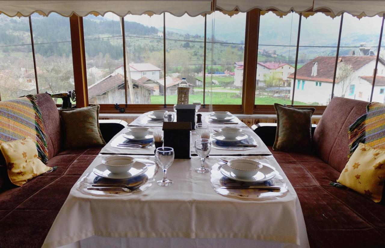 Sarimese Otel Demirci   Dış mekan fotoğraf